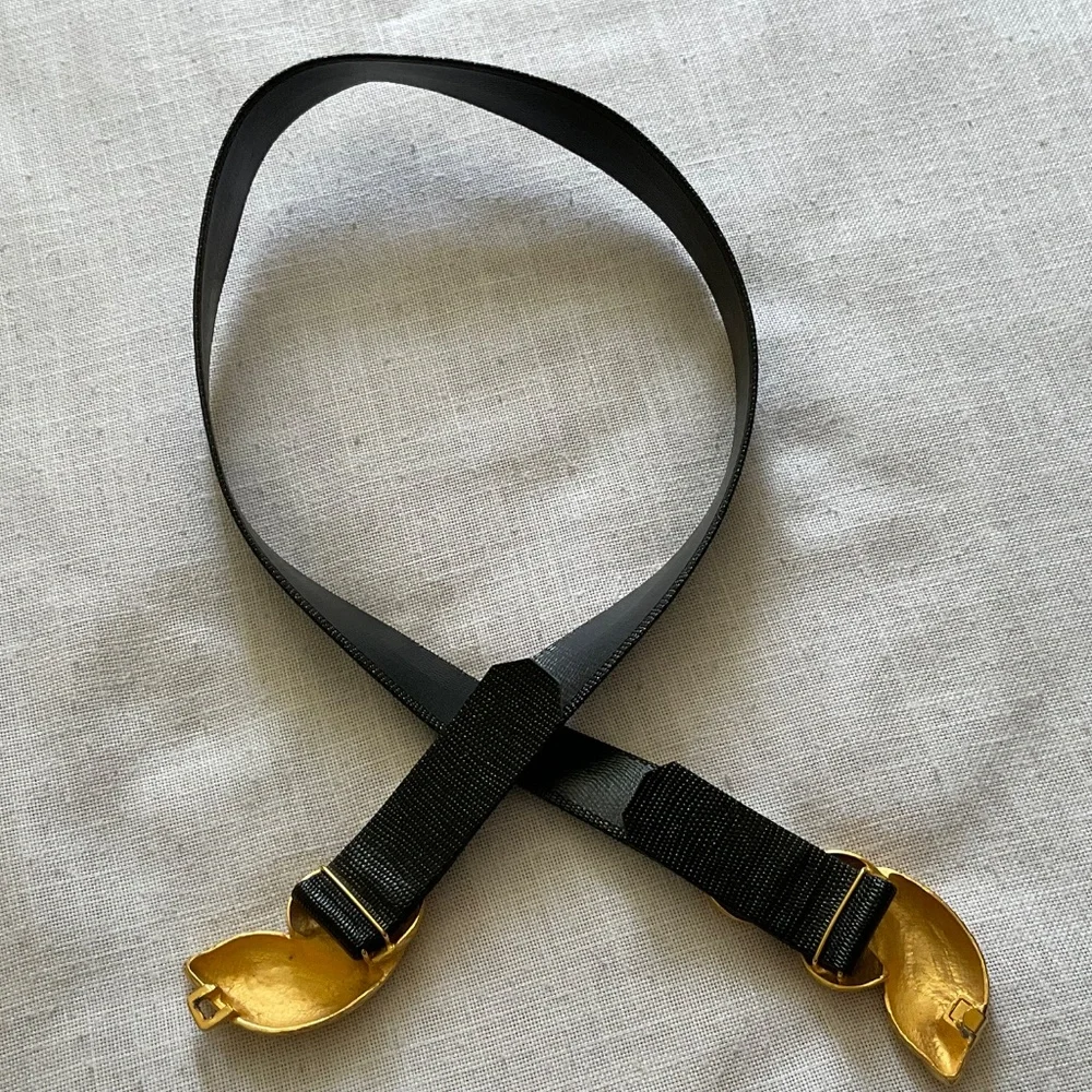 Vintage Rare  Doreen Ryan Gold Tone Double Snake Buckle Signed Adjustable Belt